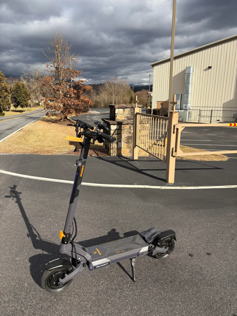 Ausom DT2 Pro electric scooter