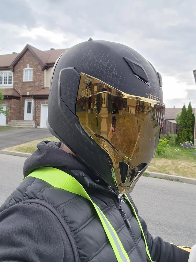 Electric scooter helmet for safety